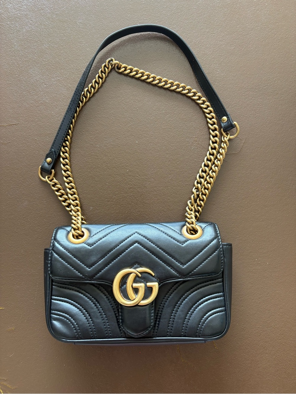 Gucci Black Leather Shoulder Bag with Gold Hardware